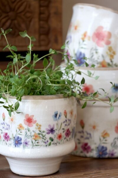 Béžový antik keramický obal kvetináč s kvetmi Fleurville S - Ø 12*10 cm - Chic Antique