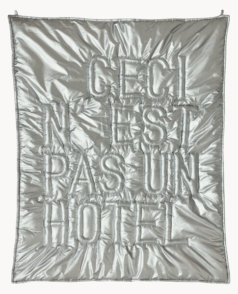 Nástenná dekorácia Ceci n'est pas un hôtel