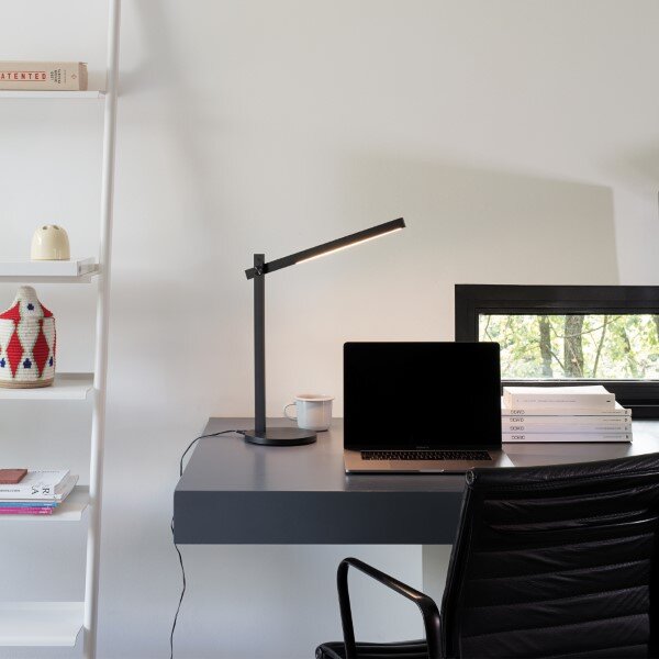 Ideal Lux 289151 PIVOT stolové svietidlo LED D170mm 7,5W 700/350lm 3000K čierna