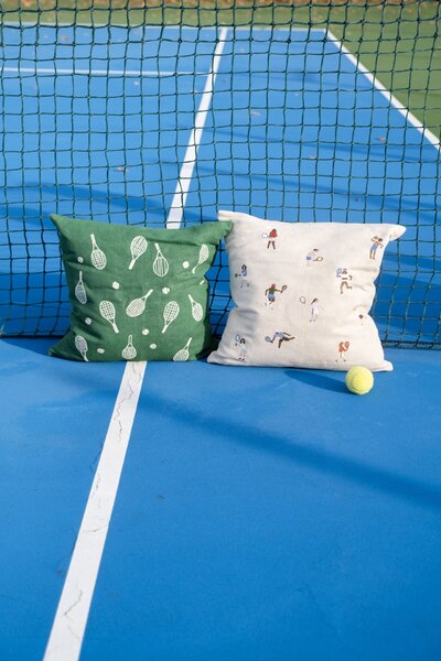 Vyšívaný poťah na vankúš Tennis Embroidere 48 × 48 cm