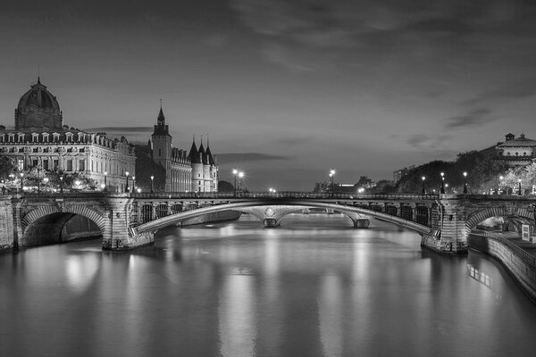 Fototapeta oslňujúca čiernobiela panoráma Paríža