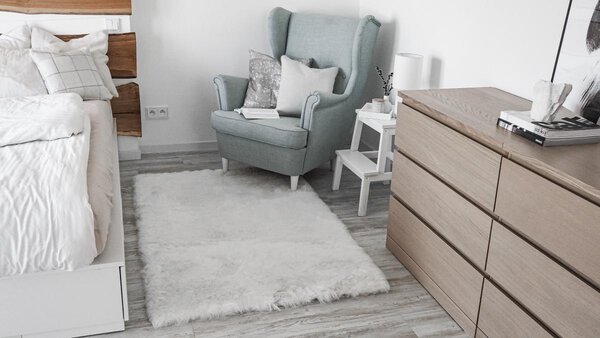 Kožený koberec z ovčej kože - strihaný chlp - biely - 3K - rovný
