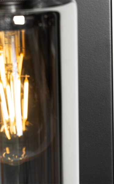 Moderná nástenná lampa čierna s dymovým sklom - Stavelot