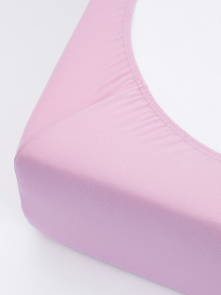 Jersey prostěradlo do postýlky s elastanem 70 × 140 cm – růžová