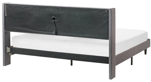Posteľ tmavosivá látková čalúnená 180 x 200 cm čalúnené čelo s LED USB port moderný dizajn
