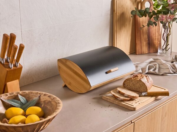 Chlebník čierny bambus železo 36 x 25 x 16 cm dekoratívny s kovovým vekom moderný škandinávsky štýl kuchyňa