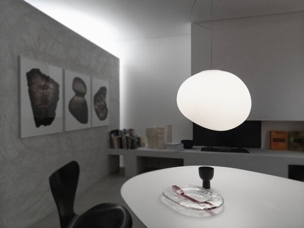 Závesné svietidlo Foscarini Gregg Grande, biele, výška 40 cm, Obývacia izba / jedáleň