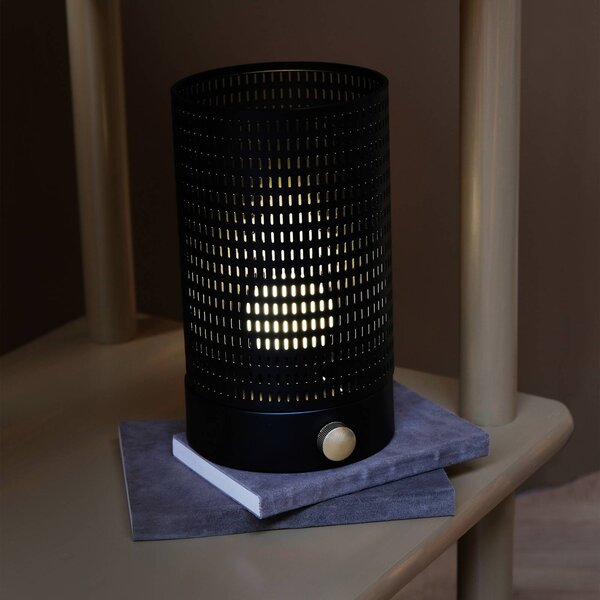 Dyberg Larsen LED stolová lampa na batérie Mesh, čierna, výška 20 cm, Čierna, Obývacia izba / jedáleň, kov, Dizajn, Stojacie svietidlo