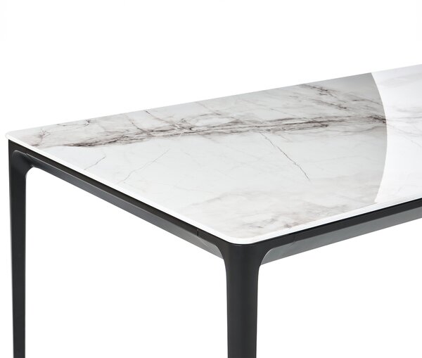 Jedálenský stôl biely mramorový efekt čierna 140 x 80 cm hliníkové nohy obdĺžnikový tvar moderný štýl kuchyňa jedáleň