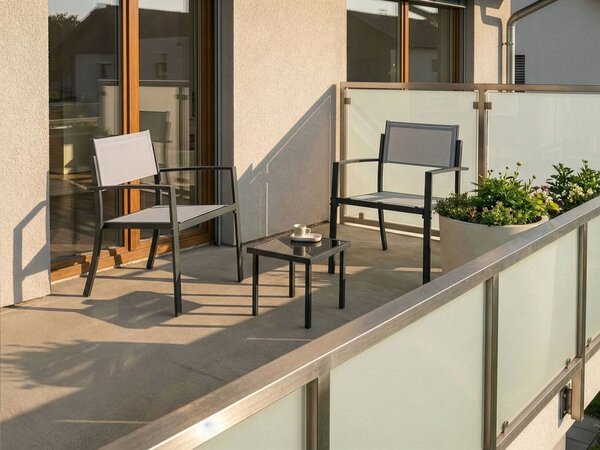 Balkónová bistro súprava sivá oceľ 2-miestna so stolíkom moderný industriálny štýl terasa balkón