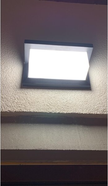 LED Vonkajšie nástenné svietidlo LED/12W/230V IP54 čierna