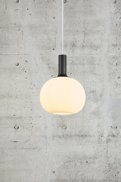 Závesný luster z opálového skla Alton pre žiarovku E27 ø25cm – LED lustre a svietidlá > Lustre