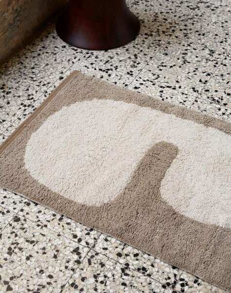Ferm Living Kúpeľňová predložka Lay, dark taupe / off-white