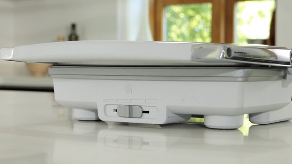 Sendvičovač Breville (VST071X)
