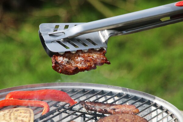 Stingray BBQ TNK 7v1 čierna – multifunkčná kuchynská obracačka