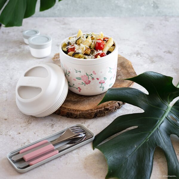 Nehrdzavejúca sada príborov Monbento Slim Box Pink Moka