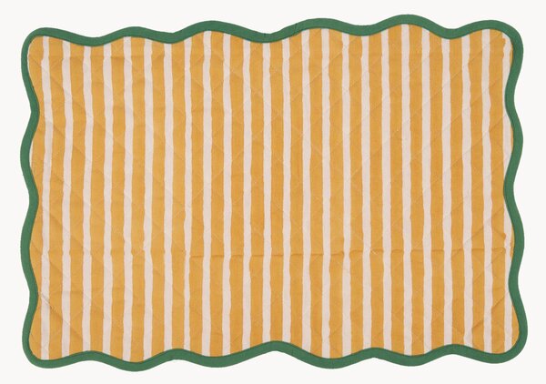 Prešívané pruhované prestieranie Scallop