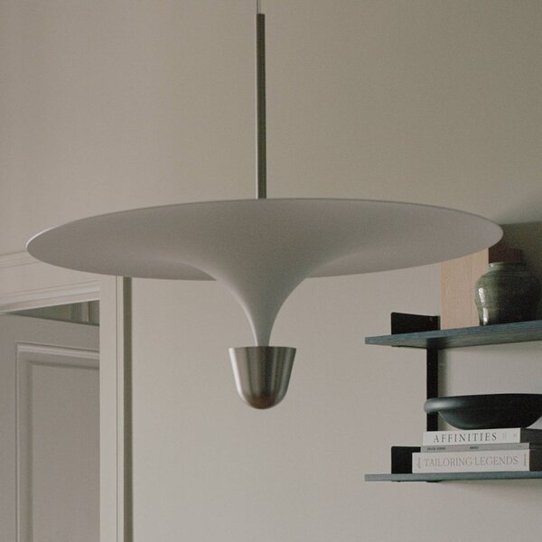 New Works LED závesné svietidlo Kantarell, Ø 60 cm, nikl, Hliník / sivá / zinok, Obývacia izba / jedáleň, kov, Dizajn, Závesné svietidlo