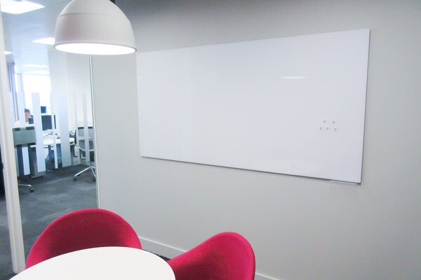 Sklenená magnetická tabuľa biela ULTRAWHITE 180x90 cm