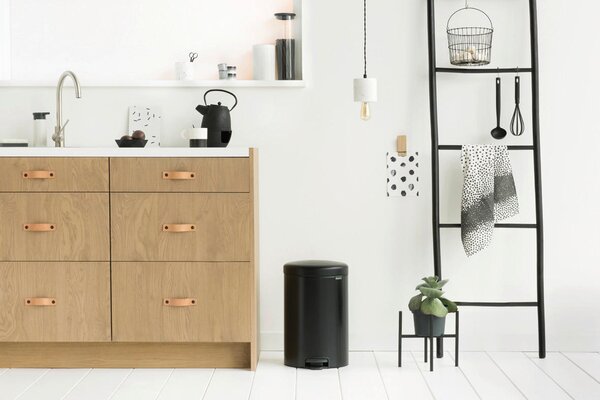 ODPADKOVÝ KÔŠ 20 l Brabantia - Upratovanie