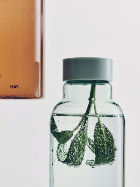 Lahev na vodu Miz No. 2 Mauve – 1,5 l