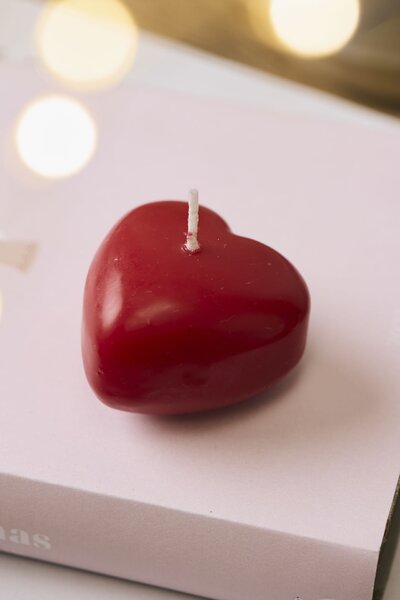 Sviečka Red Heart-Shaped