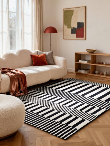 Koberec Elle Decoration Stryve Pulse čierny / biely