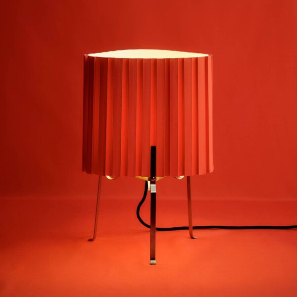 HAY Stolová lampa Canelé, červená, výška 37 cm, E14, textil, Červená, Obývacia izba / jedáleň, Textil / látka / hodváb, Dizajn, Stojacie svietidlo