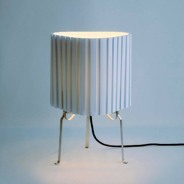 HAY Stolová lampa Canelé, svetlo modrá, výška 37 cm, E14, textil, Modrá, Obývacia izba / jedáleň, Textil / látka / hodváb, Dizajn, Stojacie svietidlo