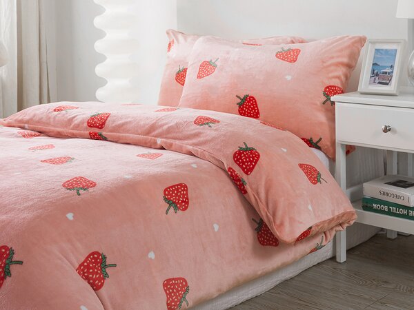 XPOSE® Mikroplyšové obliečky STRAWBERRY Exclusive