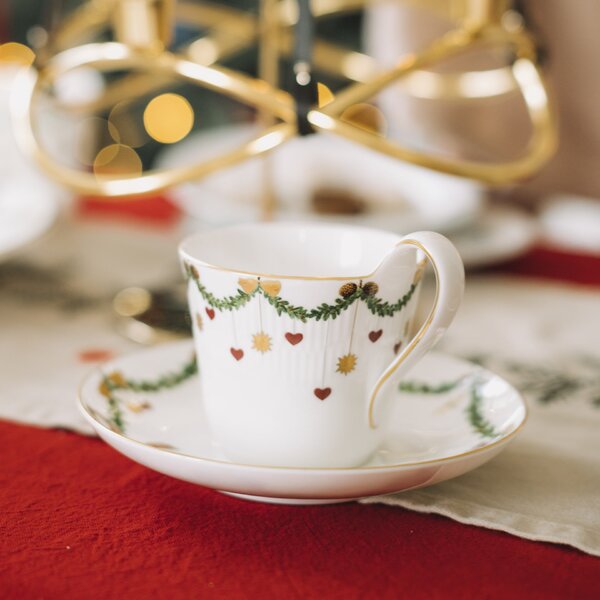 Porcelánová šálka s podšálkou Star Fluted Christmas 270 ml