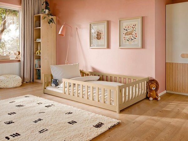 MAXMAX Detská Montessori posteľ z masívu borovice BETTY - 200x120 cm - PRÍRODNÁ