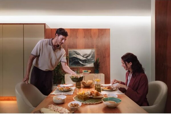 Philips - stmievateľný LED RGBW pás Hue FLUX 3m LED/29W/230V 2200-6500K