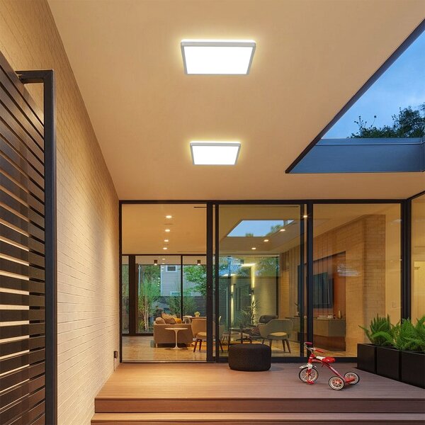 Brilagi - LED kúpeľňové stropné svietidlo ULTRA SLIM LED/18W/230V 30x30 cm strieborné IP54