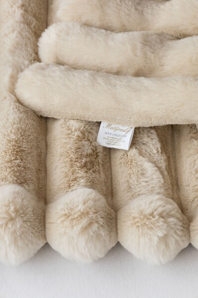 Deka Fluffy béžová Jednobarevná deka 130/180