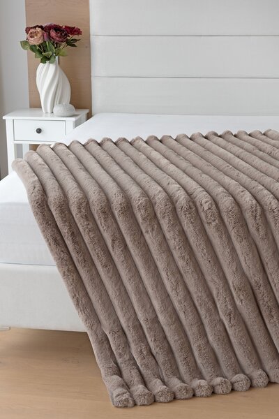 Deka Fluffy hnědá Jednobarevná deka 130/180