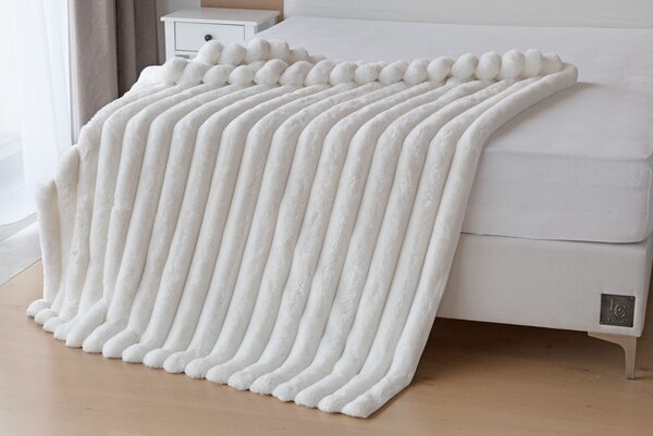 Deka Fluffy krémová Jednobarevná deka 130/180