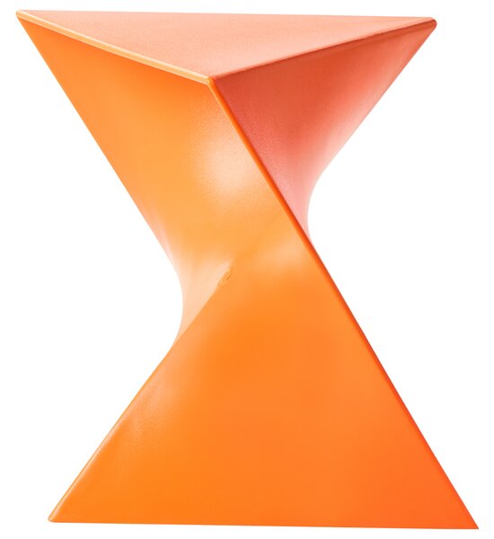 Odkladací stolík oranžový syntetický materiál trojuholníkový geometrický tvar dizajnový moderný štýl obývacia izba spálňa