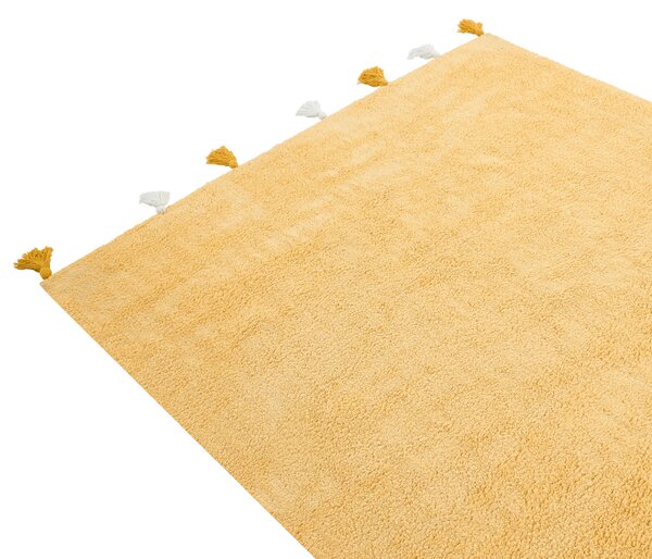Detský koberec žltý bavlnený 140 x 200 cm obdĺžnikový s farebnými strapcami prateľný v práčke detská izba