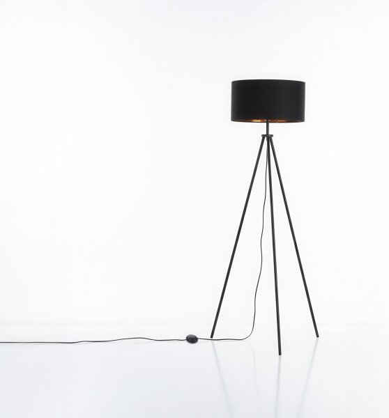 Stojacia lampa 1xE27/40W/230V čierna