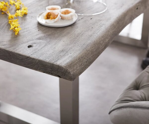 DELIFE Jedálenský stôl Edge 200x100 XL akácia platinová nerezová oceľ široký Live-Edge