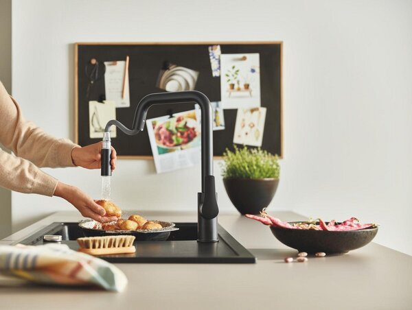 GROHE Eurosmart Professional - Páková drezová batéria, čierna matná 306192430