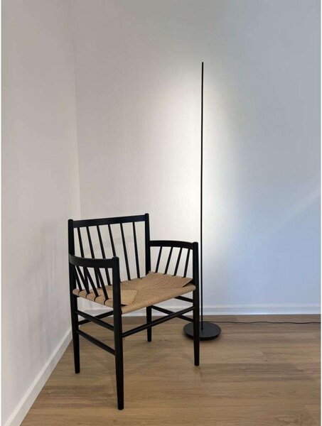 String F1 LED Stojaca Lampa Dim. Čierna - Antidark