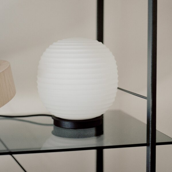 Stolové Lampa New Works, Lantern Globe Small, stmievateľné, Biela, Obývacia izba, Sklo, Dizajnový