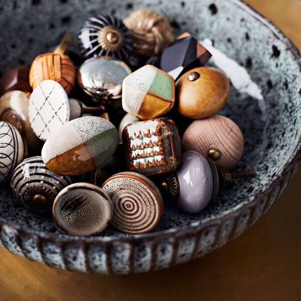 Kameninová úchytka Bead