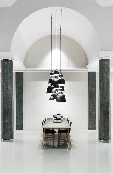 Závesné svietidlá Normann Copenhagen, Čierna, Obývacia izba, Hliník