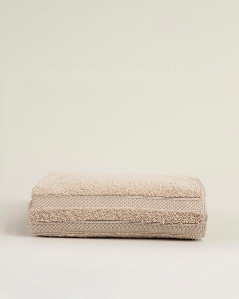 Uterák Essence 30x50 cm warm beige