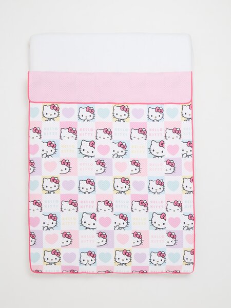 Sinsay - Posteľná prikrývka Hello Kitty - viacfarebná