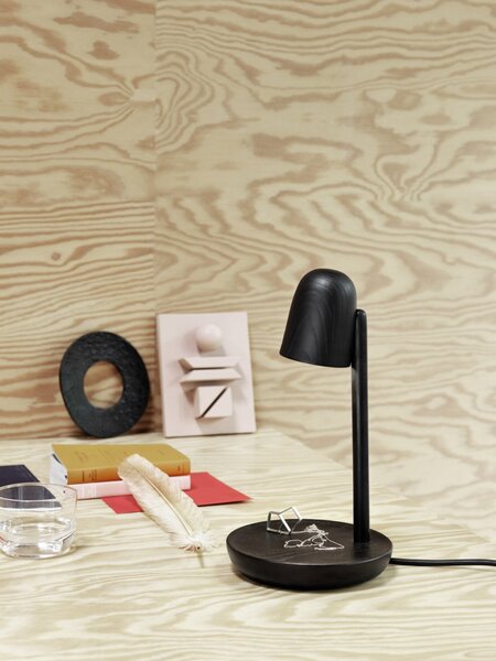Stolové Lampa Muuto, Čierna, Obývacia izba, Drevo