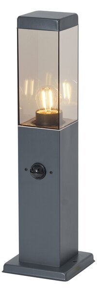 Vonkajšia lampa tmavosivá s dymovým sklom 45 cm IP44 so zásuvkou a snímačom pohybu - Malios
